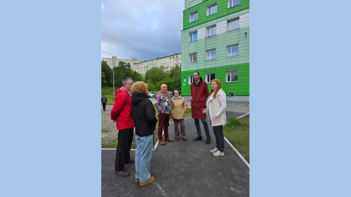 собрание житетелй на аскольдовцев, 7