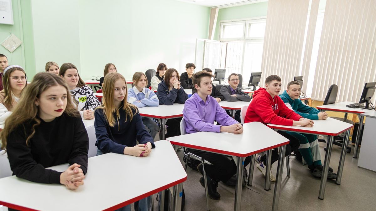 Дети в школе