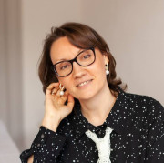 Мария Захарова