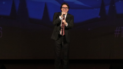 Андрей Малахов с микрофоном