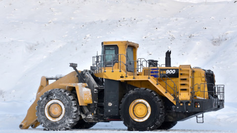 Новый погрузчик Ковдорского ГОКа