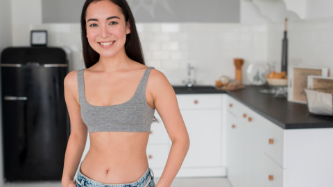 Женщина на кухне