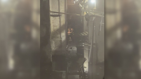 Затопленный подвал в одном из домов Мурманска