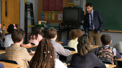 Учитель и ученики в классе