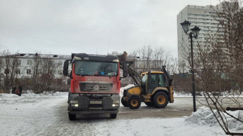 Трактор и камаз