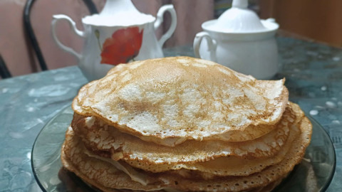 Блины на тарелке