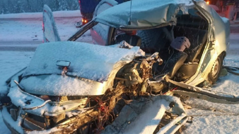 легковой автомобиль после аварии