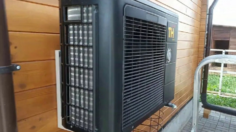 тепловой насос у дома