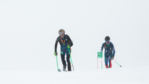 Спортсмены в горах