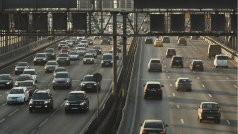 автомобильное движение