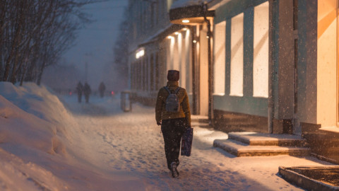 Мартовский снег в Мурманске