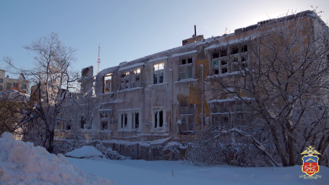 Сгоревший дом на Павлова в Мурманске