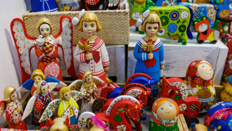 Расписная матрешка игрушка