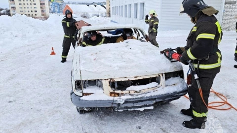 мурманск пожарные спасение