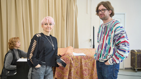 Режиссер Филипп  Разенков и сценарист Карина Шабеля