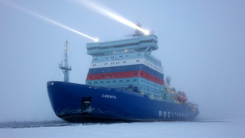 Сибирь ледокол мурманск севморпуть