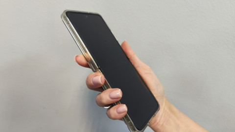 Телефон в руках