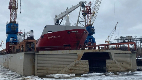 Арктика ремонт судно