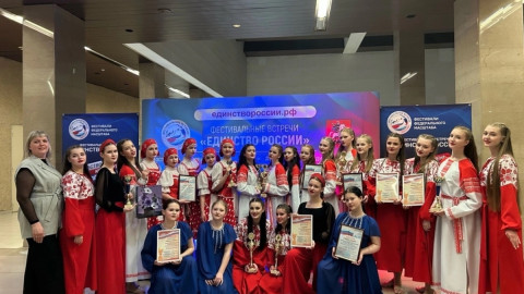 Ансамбль &laquo;Юность&raquo; из Кольского округа