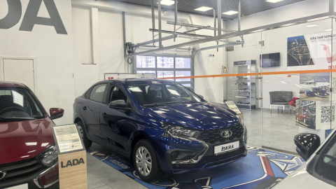 Lada Iskra в салоне