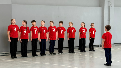 младшие школьники на зарнице