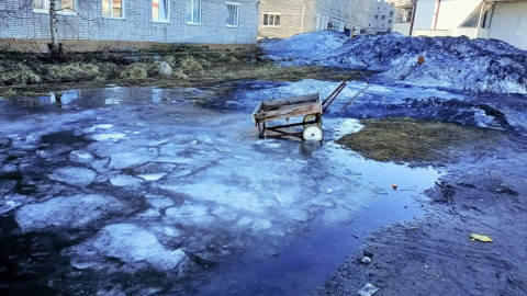 грязь и мусор на улице