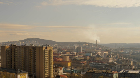 вид весеннего Мурманска