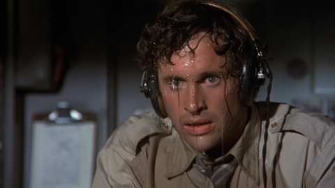 Фильм &laquo;Аэроплан&raquo;