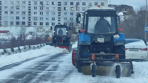 снегоуборочная техника на улицах города