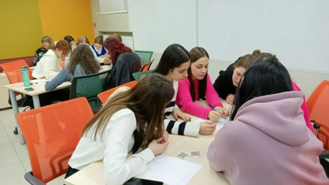 Студенты МАУ осваивают грант
