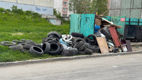 Покрышки на улице