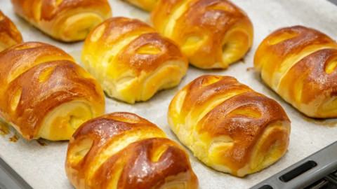 булочки с яблоками