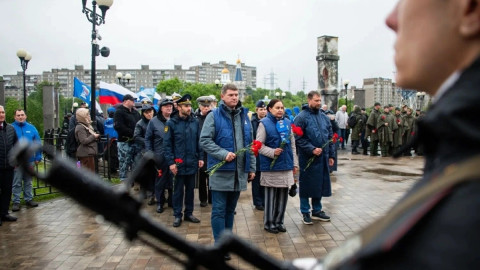 митинг у мемориала