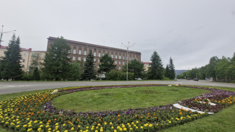 клумба в апатитах