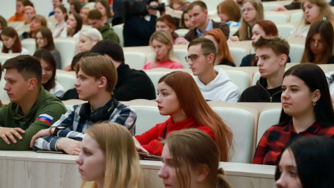 Лекция в МАУ