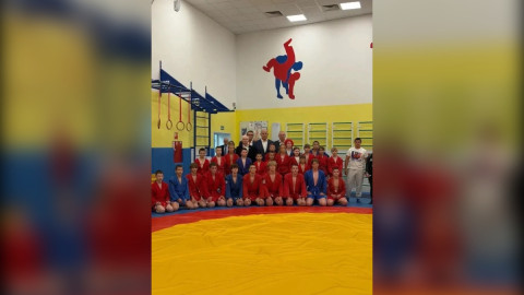 встреча с Карелиным