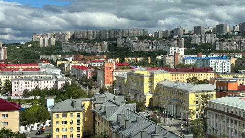 облака над городом