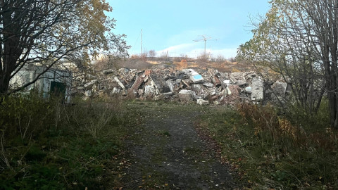 Руины здания