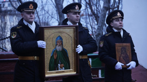 военные