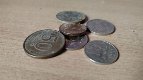 монеты